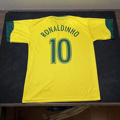 Ronaldinho Jersey Vintage Brazil Shirt Men XL Yellow Green Soccer 90s Y2k - Image 1 of 4