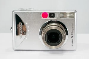 Cámara digital Traveler DC-5300 SENSOR CCD 5,3 MP.  Plata.  Probado. - Imagen 1 de 24