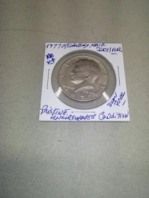1977 KENNEDY HALF DOLLAR No Mint Mark Rare Circulated . - Image 1 of 2