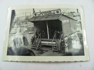 ORIGINAL um 1940 s/w Foto EINSCHIFFUNGSHAFEN BREMERHAVEN DEUTSCHLAND FOTO  - Bild 1 von 2