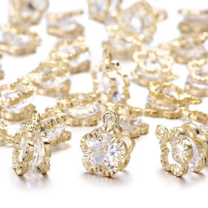 100 Stck. Lichtgold Legierung Blume Kubisch Zirkonia Charms Klein Hänger 12 mm - Bild 1 von 8