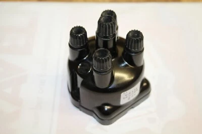 NOS CI = LUCAS 418888 DKY DISTRIBUTOR CAP, AUSTIN HILLMAN JAGUAR JOWETT MG MORRI - Image 1 of 2