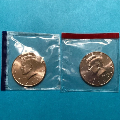 1997 P&D Kennedy Half Dollars UNC From US Mint Sets  FREE SHIP Cover