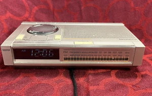 Magnavox Electronic Radiowecker D-3090/17 2 Band Empfänger Slumber Easy Set - 7357 - Bild 1 von 10