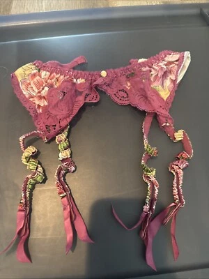 Vintage Victoria Secret Garter Belt Lace  Vintage Small #08 - Image 1 of 4