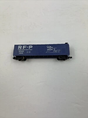 Life Like N Scale Richmond Fredericksburg & Potomac 40' Box Car RFP 2802  - Image 1 of 4