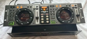 Pioneer CMX-3000 Doble Doble Cubierta de CD Profesional DJ CDJ Reproductor CMX3000 Usado - Imagen 1 de 4