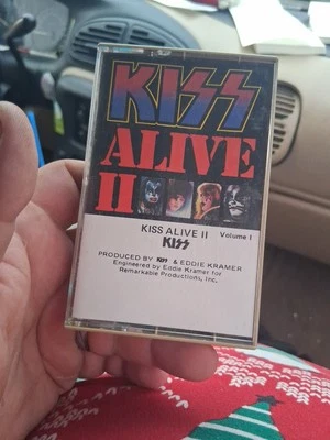 KISS ALIVE II VOLUME 1 CASSETTE TAPE 1977 CASABLANCA RECORDS - Image 1 of 4