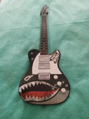 2009 Paper Jamz Guitar Born To Be Wild, Mississippi Queen, Smoke On The Water - Image 1 of 4