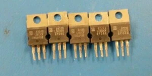 (5pcs) L7812CV, ST Microelectronics, Voltage Regulator, 12V, 1.5A, TO220AB - Picture 1 of 2