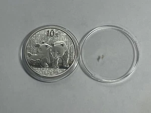 Médaille Réplique Monnaie Chine 10 Yuan Panda 2010 avec Capsule (10-41) - Imagen 1 de 5