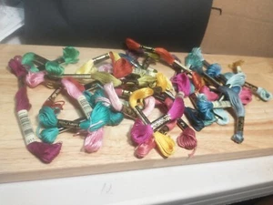 lot of 26 DMC25 Mouline Special embroidery floss thread many colors cross stitch - Picture 1 of 6