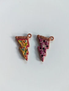 2er Set G3 Monster High Frankie Stein Puppe Pizzascheiben gebraucht Mattel 2022 - Bild 1 von 1