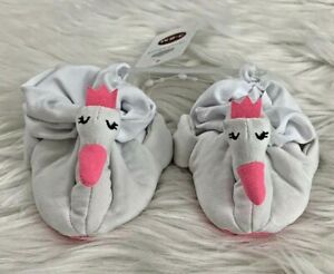 Baby Girls' Swan Crib Shoes - Cloud Island™ White 3-6 Months