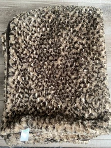 DUNELM faux fur throw 130x180cm - Picture 1 of 3