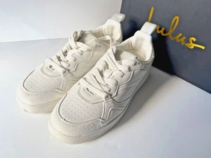 Lulus Womens All White Sneaker Shoes Size 10 Like Size 9.5 New - Foto 1 di 12