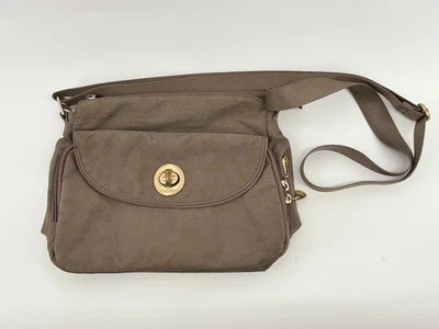 Bolso Bandolera Bagallini Tostado/Dorado Cierre de Palanca Solapa Frontal Cremallera Completa Foto 1 de 4