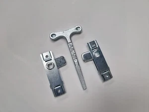 Porsche 550 RSK and RS 60 Spyder bonnet locks and key - Picture 1 of 2