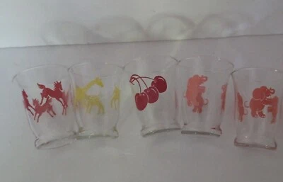 (5) Vasos de bar vintage Libbey rosa elefante, jirafa, caballo, jugo de cereza  Foto 1 de 4