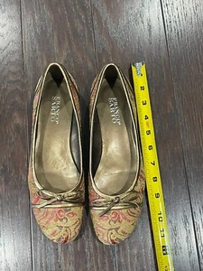 Franco Sarto Women Embroidered Leather Ballet Flat Shoes Size 8.5 M Chic Career - Picture 1 of 4