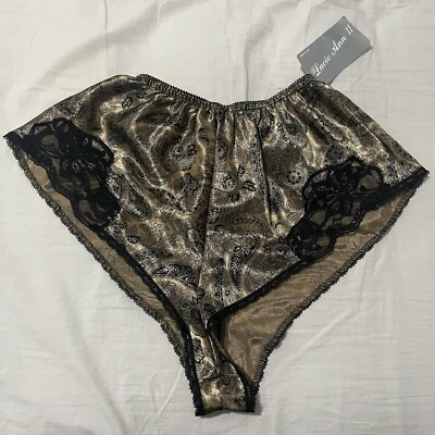 Lucie Ann II Vintage Black & Gold Paisley High Cut Shorts Sz Petite Small - Image 1 of 4