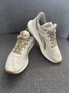 Reebok Floatride Damengröße 8,5 Laufschuhe Reegrow cremeweiß gold SCHÖN! - Bild 1 von 13