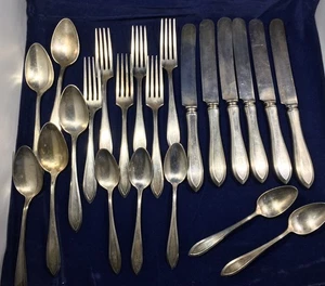 VTG W. M. Rogers Pat 18 Silver Plate Forks, Knives spoons Monogrammed- Set Of 22 - Picture 1 of 7
