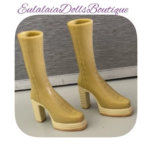 MGA BRATZ DANA DOLL REPLACEMENT CLOTHING ACCESSORY TAN TALL BOOTS SHOES ONLY - Picture 1 of 11