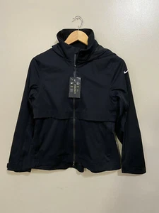 Nike Womens Hyper Shield Golf Windproof Waterproof Jacket XS CK5877-010 $250 NEW - Picture 1 of 5