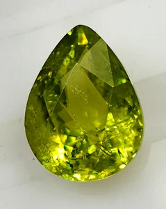 SPHENE TITANITE NATURAL 2.29 Cts GOOD QUALITY LOVELY GREEN COLOR AND LUSTER PEAR - Picture 1 of 4