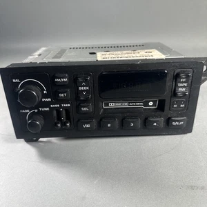 1997-2001 Jeep Cherokee Radio Head Unit Receiver W/O CD Player OEM P04858556AC - Picture 1 of 11