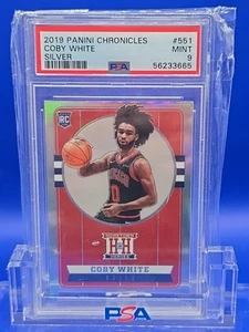 2019 Panini Chronicles Silver Hometown Heroes Rookie Coby White #551 (RC) Bulls - Bild 1 von 2