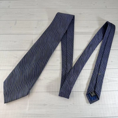 Gucci All-Over GG Patrón Azul Brillante Excelente Usado Sin Caja Foto 1 de 4