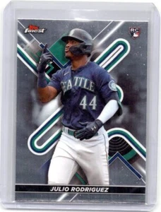 2022 Topps Finest Julio Rodriguez Seattle Rookie RC #23 Seattle Mariners ROTY - Picture 1 of 2