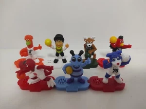 Kinder Joy Ei NBA Maskottchen Sammlerstück Spielzeug - SIE WÄHLEN - Bild 1 von 11
