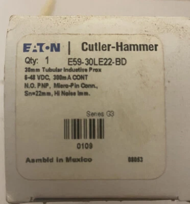 Eaton E59-30LE22-BD Inductive Proximity Sensor - Image 1 of 2