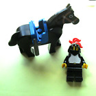 LEGO :   châteaux :  cheval noir et chevalier