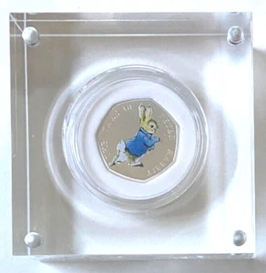The Royal Mint Peter Rabbit 2017 UK 50p Silver Proof Coin - Picture 1 of 5