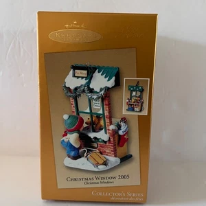 Your Choice Hallmark Keepsake Ornament 2005 Magic Wind Up Music Glass Ball - Picture 1 of 20