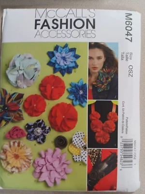 McCall's Pattern M6047 Fabric Flowers For Pinbacks Hair Accessories - Image 1 of 2