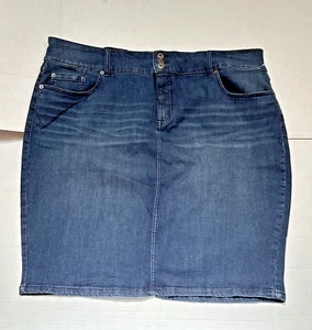 Torrid Premium Designer Denim Jean Skirt Womens 26 Blue Denim Dark Wash 5 Pocket - Picture 1 of 6