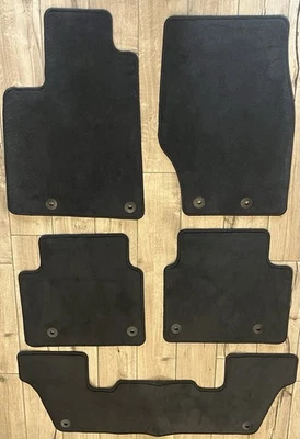 NUEVO - Alfombrillas mopar OEM 2025 Jeep Grand Cherokee L Limited OEM sin usar Foto 1 de 4