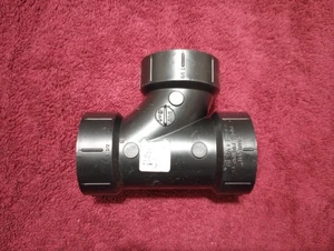 DWV Charlotte Pfeife 1 1/2 Zoll #400 Sanitär ABS Sanitär & Entlüftung T-Shirt ABS, Slip Fit - Bild 1 von 5