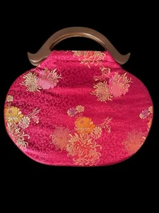 Vintage Silk Embroidered Handbag Asian Motif Wood Handles 15” X 12” - Picture 1 of 3