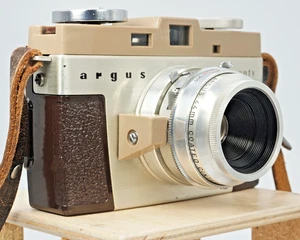 Argus C-twenty 35mm Camera with 44mm Coated Cintar Lens-untested.  Sold As Is - Picture 1 of 24