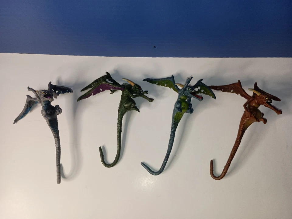 Lote de 4 figuras de acción "BOLSA DE DRAGONES" Spawn McFarlane Collectors Club exclusivo Foto 1 de 1