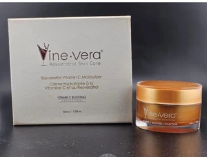 Vine Vera Resveratrol Vitamin C Moisturizer 1.5 fl oz/ 44 ml - Picture 1 of 3