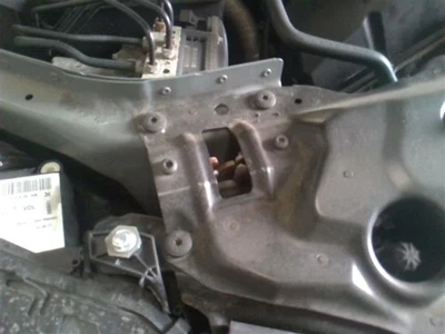 ¡SOLO MONTAJE DE PESTILLO! Capó para BMW 550i 1517226 06-10 Foto 1 de 4