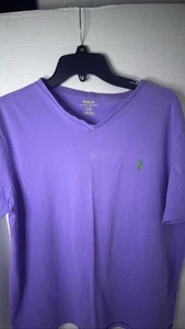 Polo Ralph Lauren Herren T-Shirt L Lila V-Ausschnitt Kurzarm Baumwolle Grün Pony - Bild 1 von 5