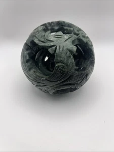 Puzzle cinese sfera di giada serpentina rotonda 3,5 pollici usato - Foto 1 di 10